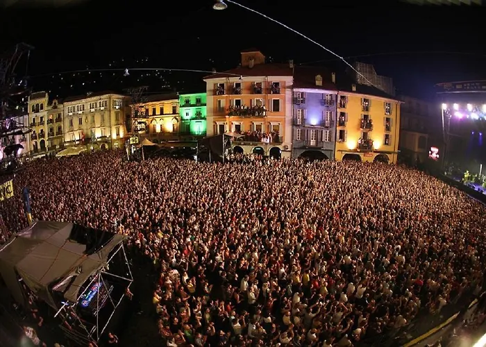 Onyx By Fewotessin * 로카르노